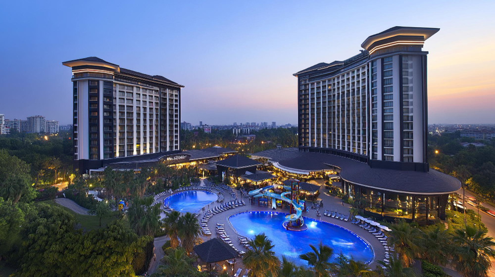 Luxury Hotel
